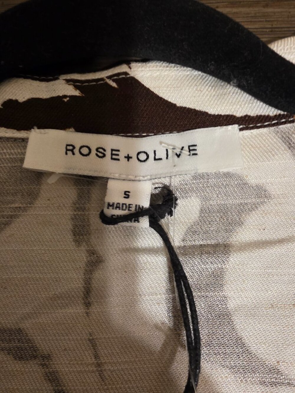 Rose + Olive Linen Blend Floral Button Up Shirt NWT Cream Brown Small - Picture 8 of 13
